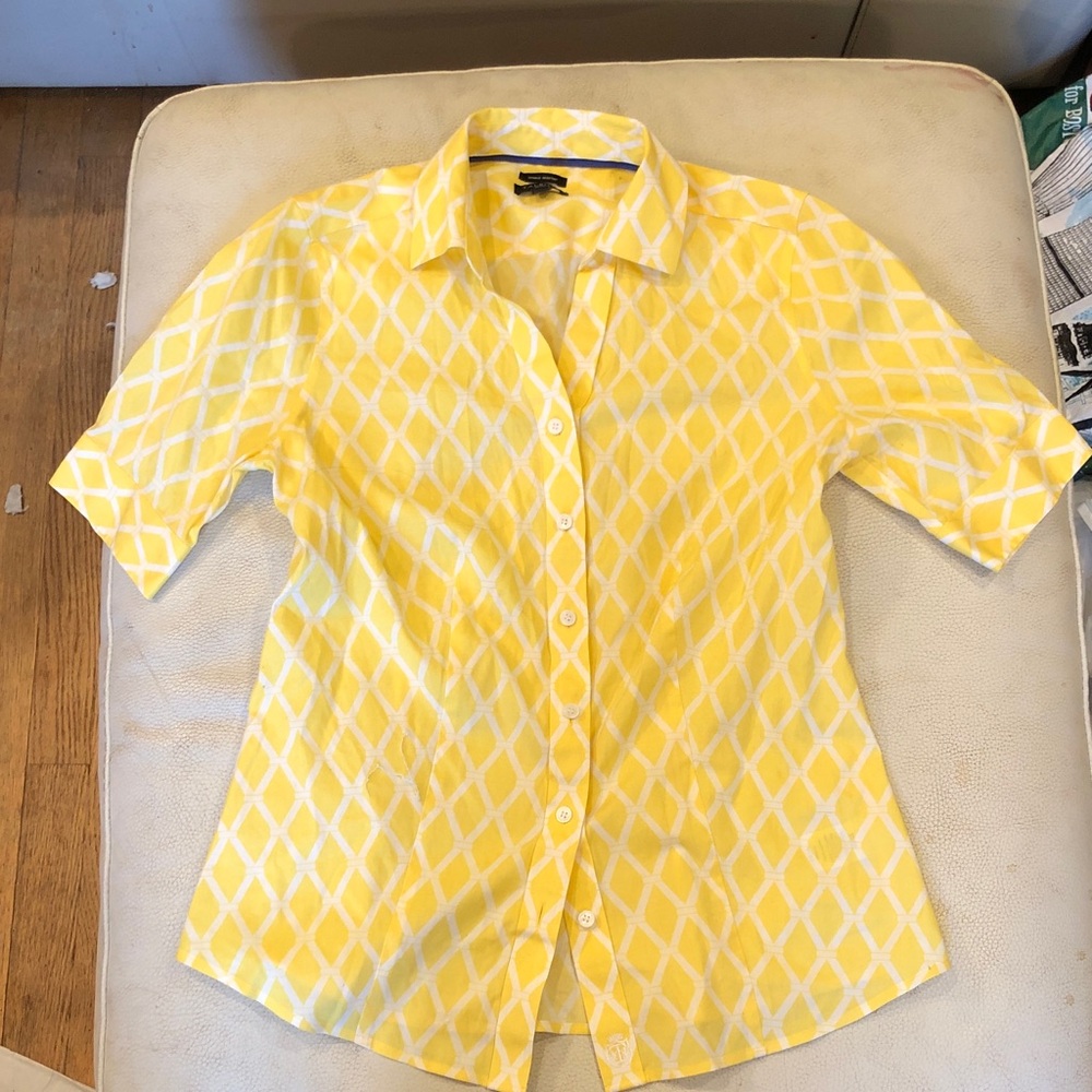 Talbots wrinkle-resistant yellow short sleeve button down shirt